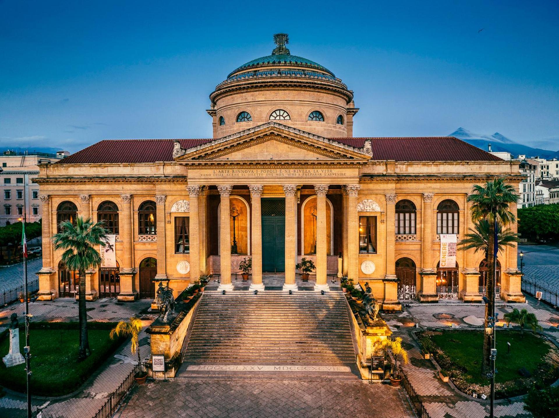 Massimo Teather * Palermo